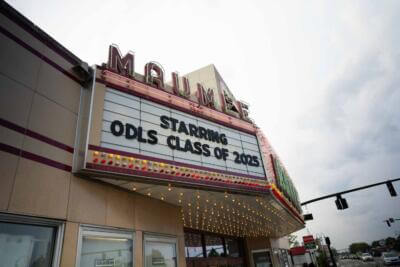 Marquee masraxa Vintage ee akhriska "Xiddiga ODLS Fasalka 2025" oo leh nalalka dhalaalaya.