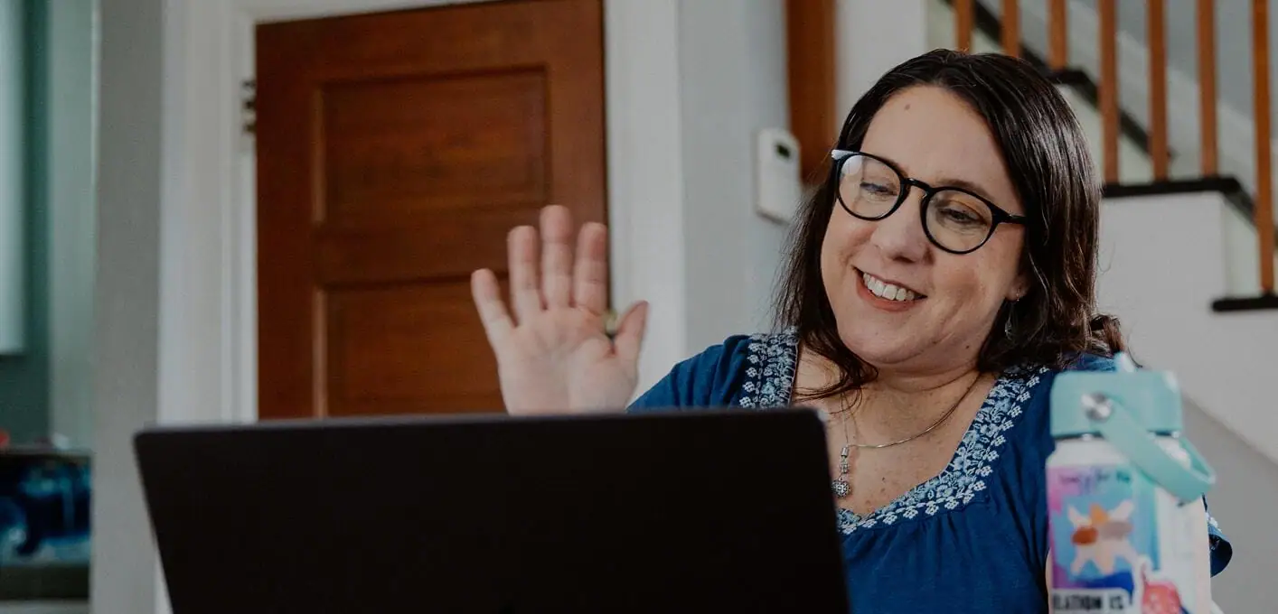 Macalimad la shaqaynaysa laptopkeeda